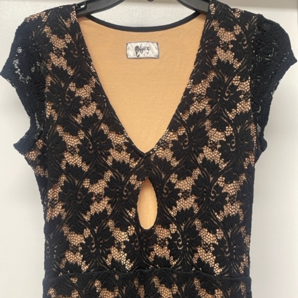 NIGHTCAP Black Lace Keyhole Open Bottom Maxi Dress EUC - Picture 5 of 12